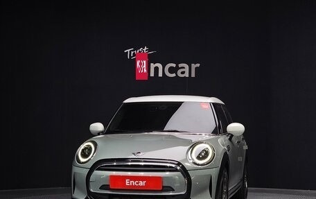 MINI Hatch, 2021 год, 1 895 000 рублей, 3 фотография