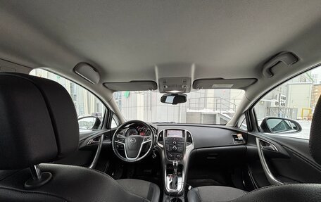 Opel Astra J, 2011 год, 790 000 рублей, 6 фотография