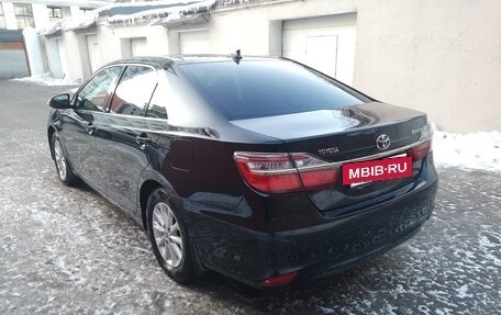 Toyota Camry, 2017 год, 2 150 000 рублей, 12 фотография