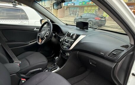 Hyundai Solaris II рестайлинг, 2014 год, 1 090 000 рублей, 11 фотография