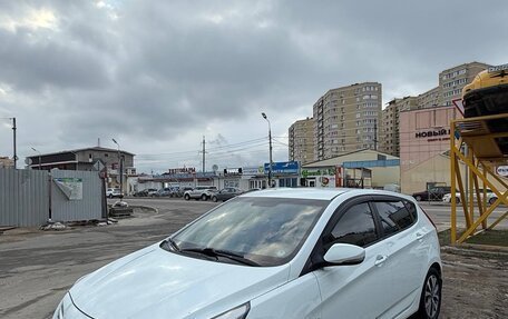 Hyundai Solaris II рестайлинг, 2014 год, 1 090 000 рублей, 3 фотография