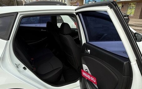 Hyundai Solaris II рестайлинг, 2014 год, 1 090 000 рублей, 13 фотография