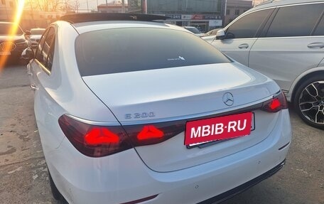 Mercedes-Benz E-Класс, 2025 год, 6 600 000 рублей, 6 фотография