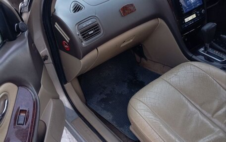 Nissan Cefiro III, 2000 год, 270 000 рублей, 10 фотография