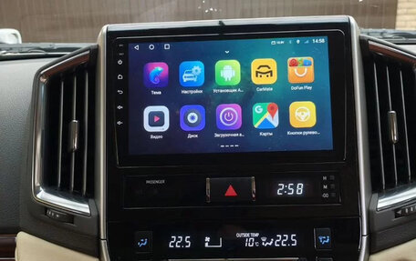 Toyota Land Cruiser 200, 2017 год, 8 100 000 рублей, 8 фотография