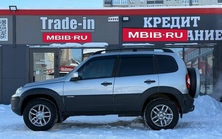 Chevrolet Niva I рестайлинг, 2015 год, 535 000 рублей, 12 фотография