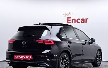 Volkswagen Golf VIII, 2021 год, 2 534 000 рублей, 2 фотография