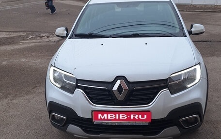Renault Logan II, 2019 год, 1 100 000 рублей, 1 фотография