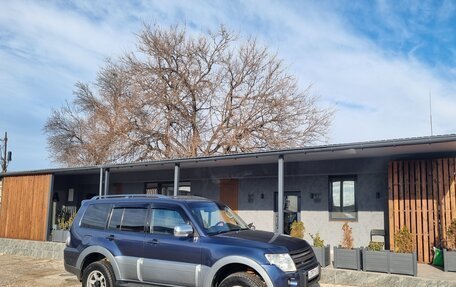 Mitsubishi Pajero IV, 2008 год, 1 390 000 рублей, 1 фотография