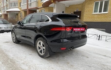 Jaguar F-Pace, 2017 год, 2 850 000 рублей, 3 фотография
