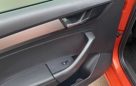 Skoda Rapid I, 2017 год, 1 370 000 рублей, 8 фотография