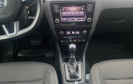 Skoda Rapid I, 2017 год, 1 370 000 рублей, 12 фотография