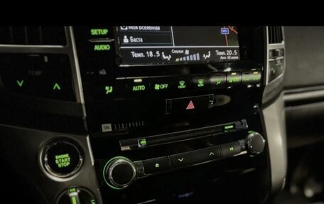 Toyota Land Cruiser 200, 2013 год, 4 100 000 рублей, 4 фотография