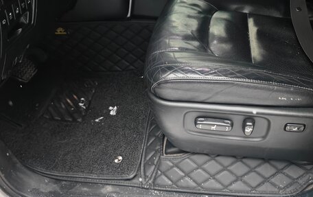 Toyota Land Cruiser 200, 2013 год, 4 100 000 рублей, 10 фотография