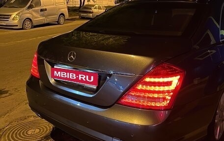 Mercedes-Benz S-Класс, 2010 год, 1 700 000 рублей, 4 фотография