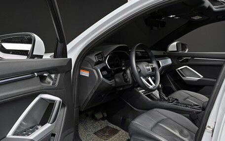 Audi Q3, 2022 год, 3 646 000 рублей, 11 фотография