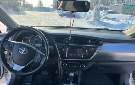 Toyota Auris II, 2013 год, 1 400 000 рублей, 5 фотография