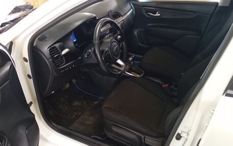 KIA Rio IV, 2017 год, 1 120 000 рублей, 5 фотография