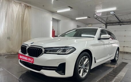BMW 5 серия, 2020 год, 4 350 000 рублей, 2 фотография