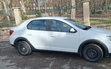 Renault Logan II, 2019 год, 1 100 000 рублей, 4 фотография