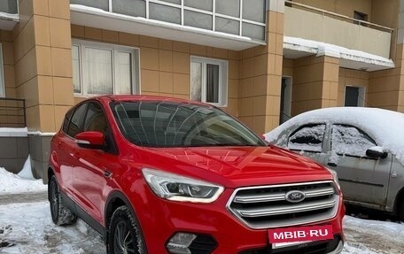 Ford Kuga III, 2018 год, 1 600 000 рублей, 2 фотография