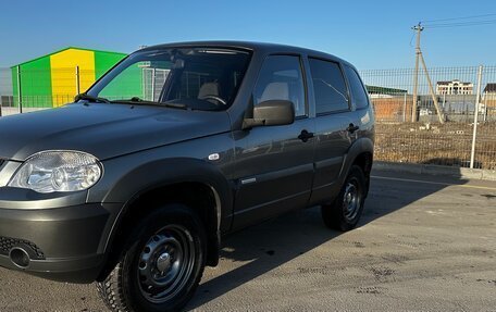 Chevrolet Niva I рестайлинг, 2013 год, 630 000 рублей, 8 фотография