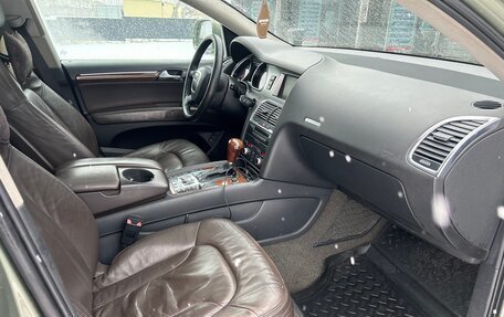Audi Q7, 2006 год, 930 000 рублей, 32 фотография