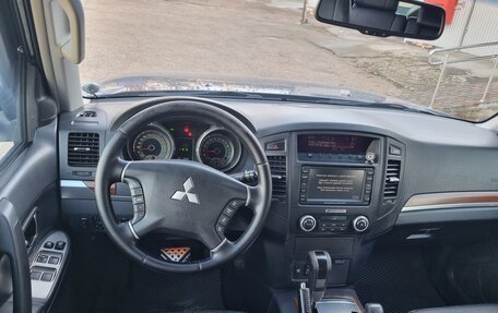 Mitsubishi Pajero IV, 2008 год, 1 390 000 рублей, 14 фотография