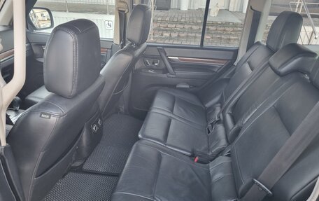 Mitsubishi Pajero IV, 2008 год, 1 390 000 рублей, 13 фотография