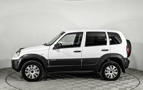 Chevrolet Niva I рестайлинг, 2018 год, 680 000 рублей, 7 фотография