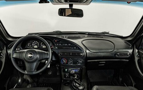 Chevrolet Niva I рестайлинг, 2018 год, 680 000 рублей, 15 фотография