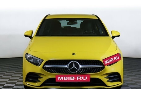 Mercedes-Benz A-Класс, 2019 год, 2 690 000 рублей, 2 фотография