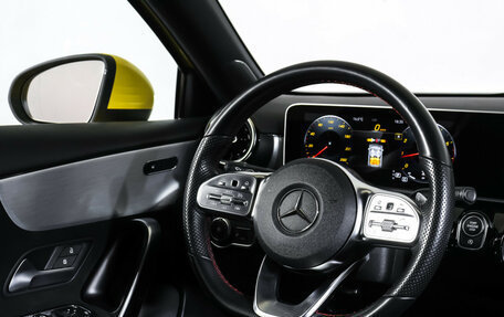 Mercedes-Benz A-Класс, 2019 год, 2 690 000 рублей, 17 фотография