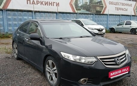 Honda Accord VIII рестайлинг, 2012 год, 900 000 рублей, 2 фотография