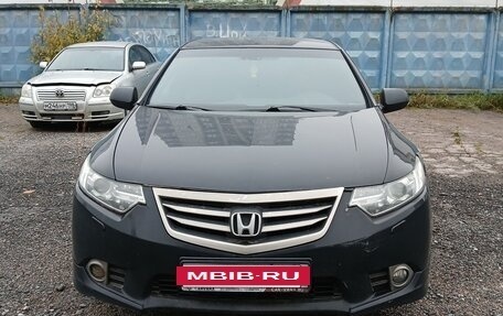 Honda Accord VIII рестайлинг, 2012 год, 900 000 рублей, 5 фотография