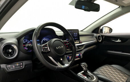 KIA Cerato IV, 2021 год, 2 300 000 рублей, 16 фотография