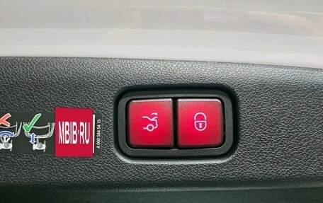 Mercedes-Benz E-Класс, 2025 год, 8 322 000 рублей, 20 фотография