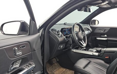 Mercedes-Benz GLB, 2022 год, 5 166 000 рублей, 11 фотография