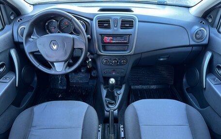 Renault Logan II, 2017 год, 799 000 рублей, 25 фотография