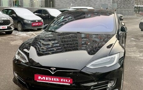 Tesla Model S I, 2018 год, 4 200 000 рублей, 3 фотография
