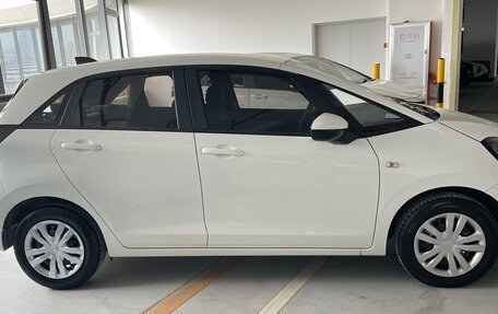 Honda Fit, 2021 год, 980 000 рублей, 4 фотография