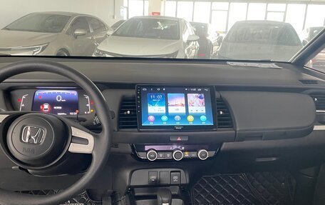 Honda Fit, 2021 год, 980 000 рублей, 8 фотография