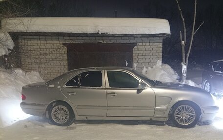 Mercedes-Benz E-Класс, 1995 год, 320 000 рублей, 3 фотография