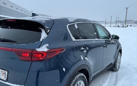 KIA Sportage IV рестайлинг, 2019 год, 2 050 000 рублей, 10 фотография