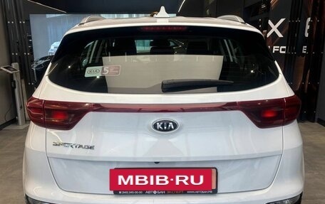 KIA Sportage IV рестайлинг, 2020 год, 2 479 000 рублей, 5 фотография