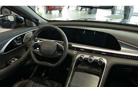 CheryExeed TXL, 2024 год, 3 880 000 рублей, 13 фотография