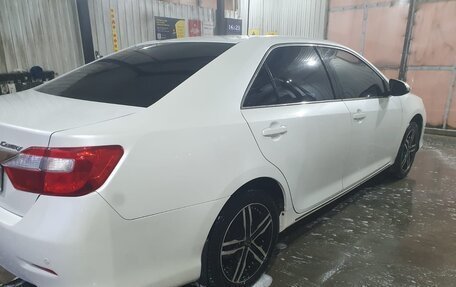 Toyota Camry, 2014 год, 1 350 000 рублей, 7 фотография
