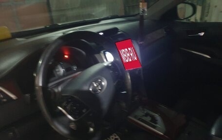 Toyota Camry, 2014 год, 1 350 000 рублей, 13 фотография