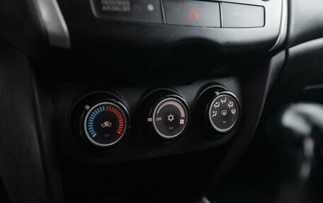 Mitsubishi ASX I рестайлинг, 2012 год, 820 000 рублей, 14 фотография