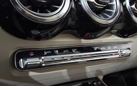 Mercedes-Benz GLB, 2023 год, 4 841 000 рублей, 10 фотография